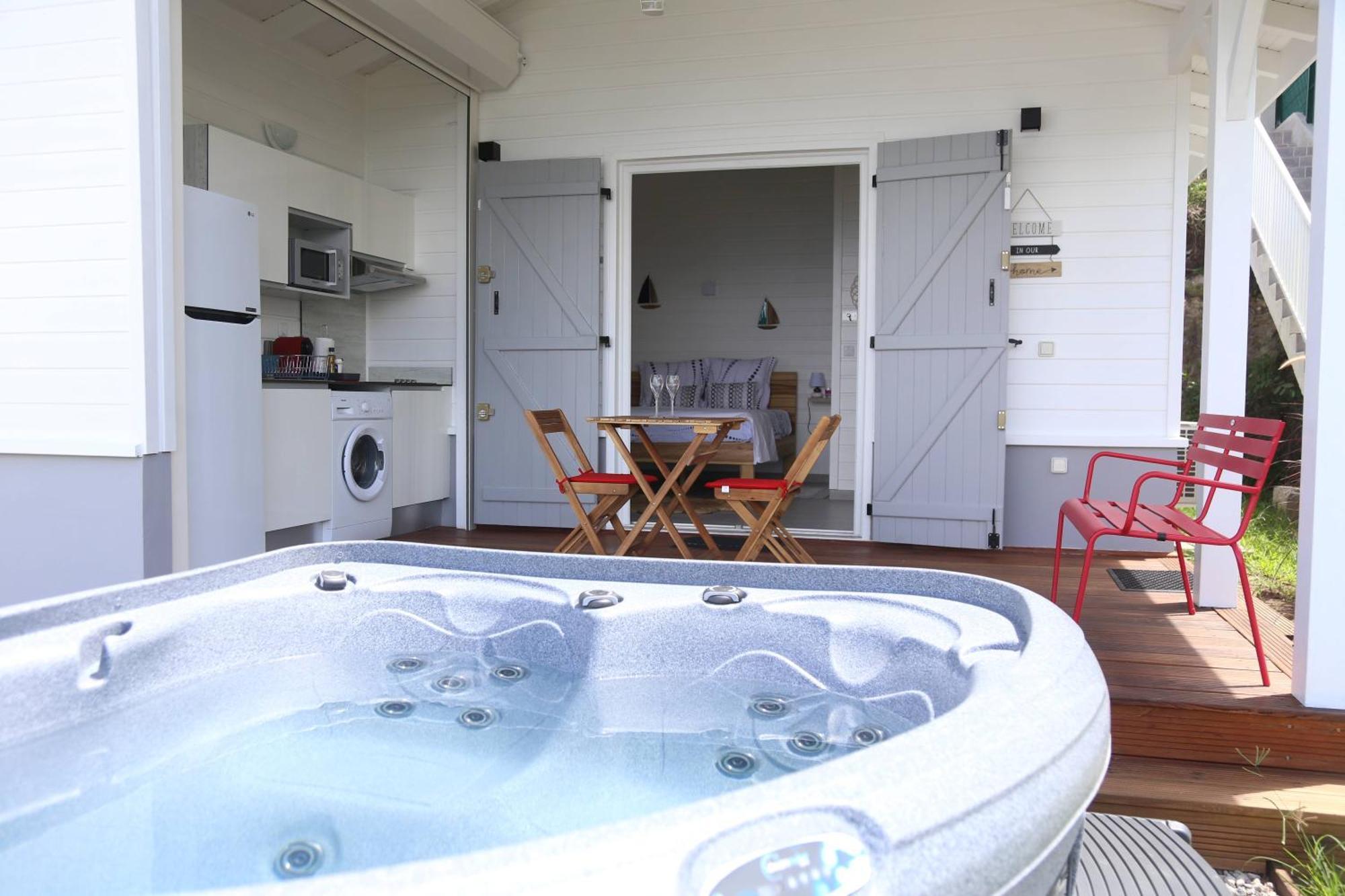 Bungalow Palbea Superieur Avec Spa Et Vue Mer Schoelcher Exterior photo
