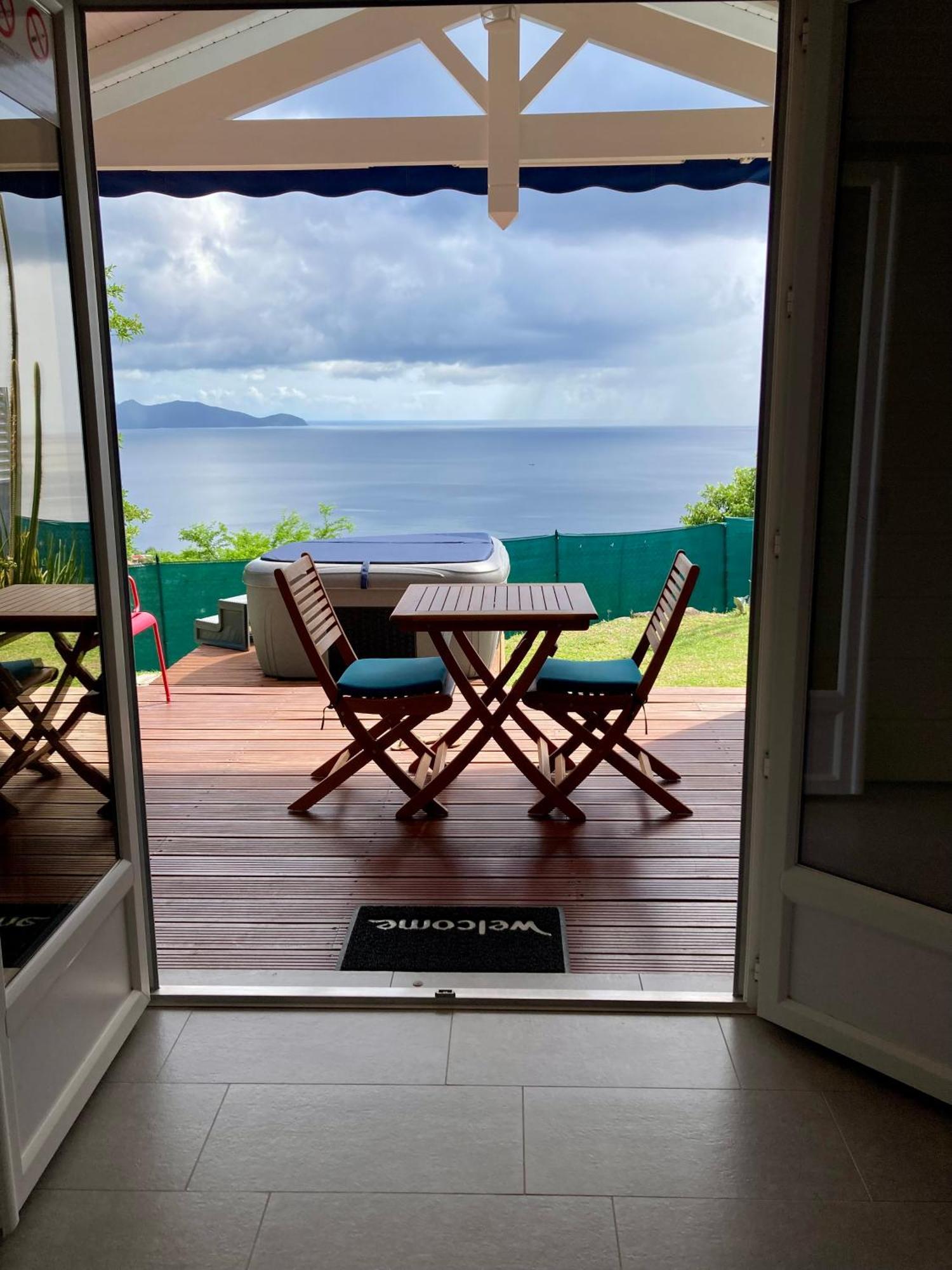 Bungalow Palbea Superieur Avec Spa Et Vue Mer Schoelcher Exterior photo